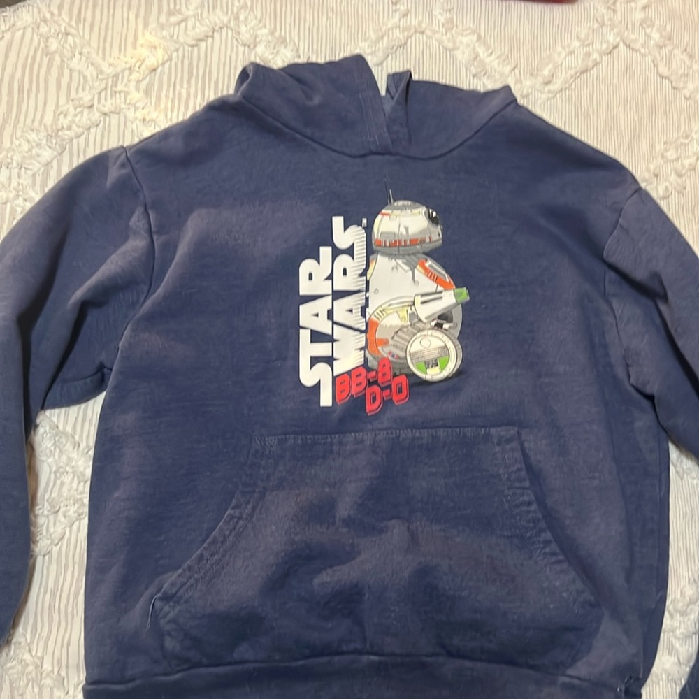 Boys Star Wars hoodie size small